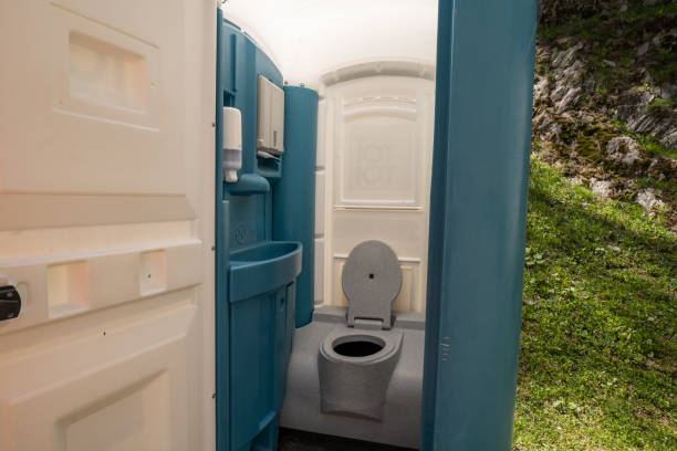 Best Restroom Trailer for Weddings  in Refugio, TX